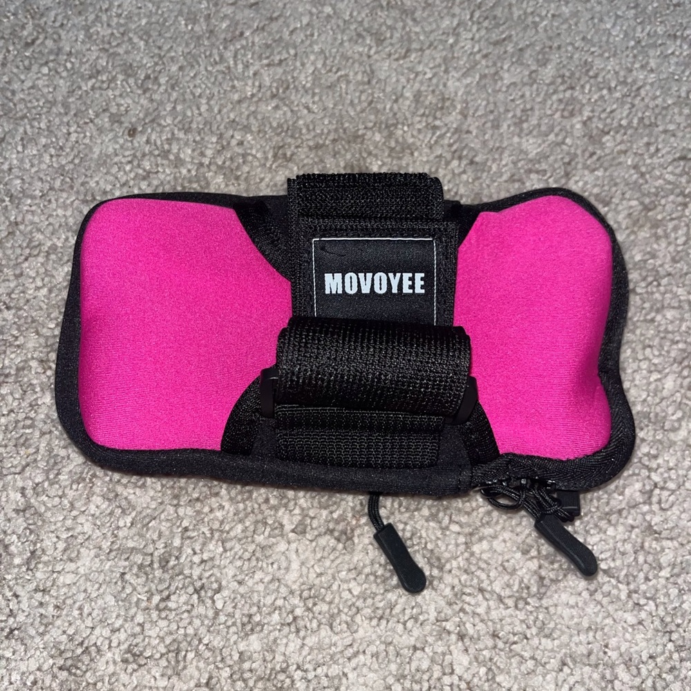 Workout Arm Pouch - Picture 3 of 4
